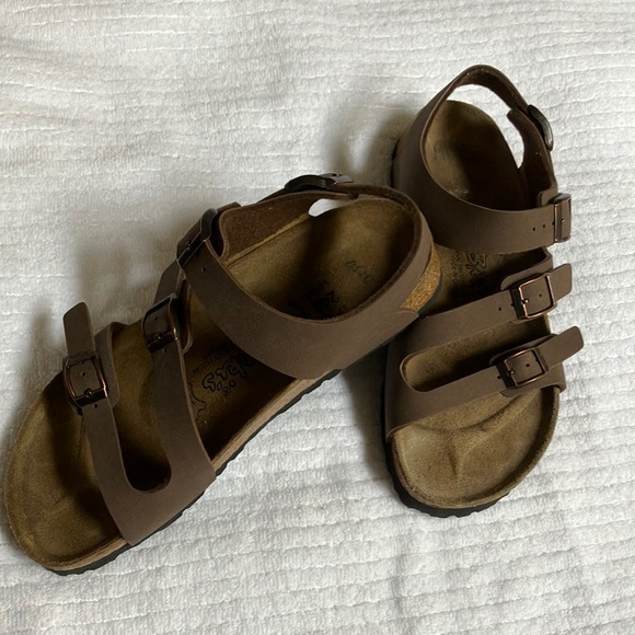 Birkenstock Shoes - Birki’s three strap with back strap